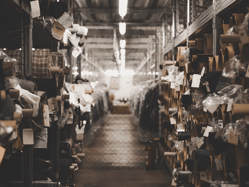 Warehouses choose low heat LEDs to eliminate heat waste | A1 Energy